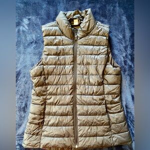 Old Navy Lightweight Puffer Vest Black Size M